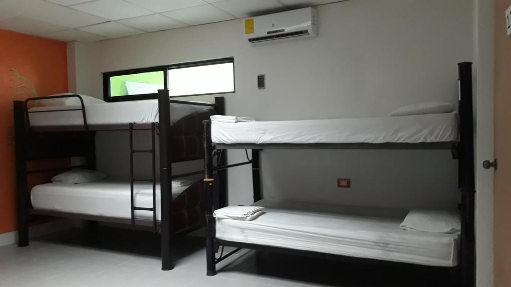 Hostel Mundo Maya Cancún Zewnętrze zdjęcie