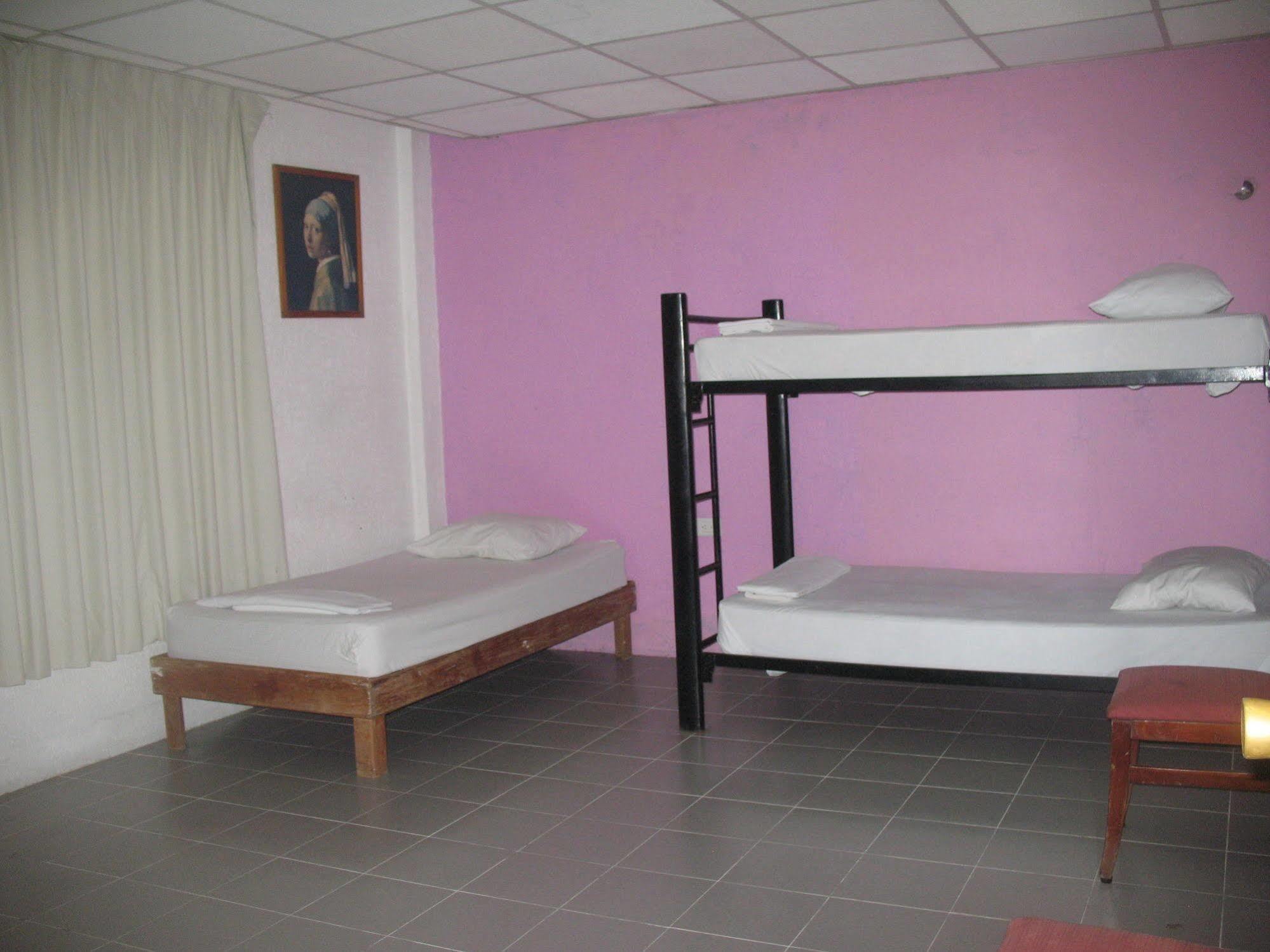 Hostel Mundo Maya Cancún Zewnętrze zdjęcie